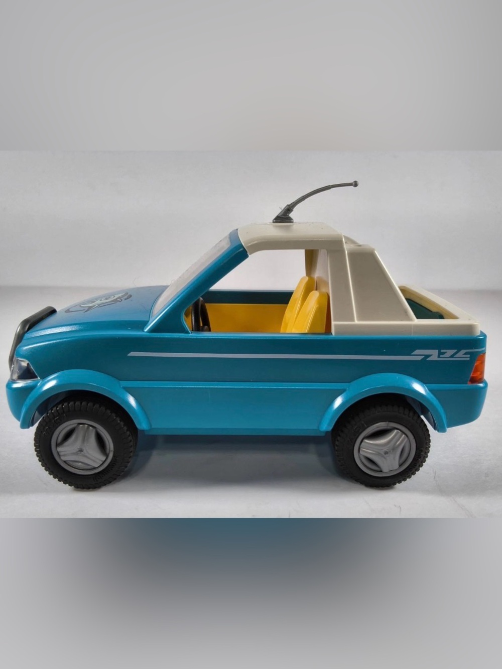 Playmobil SUV Car Shark Graphic Blue White 2008 Geobra Vehicle